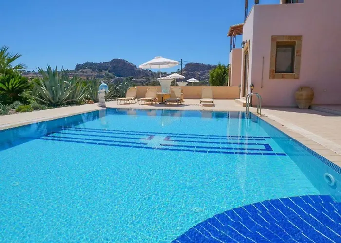 فيلة Luxury Delfini *