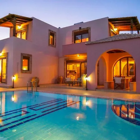 فيلة Luxury Delfini